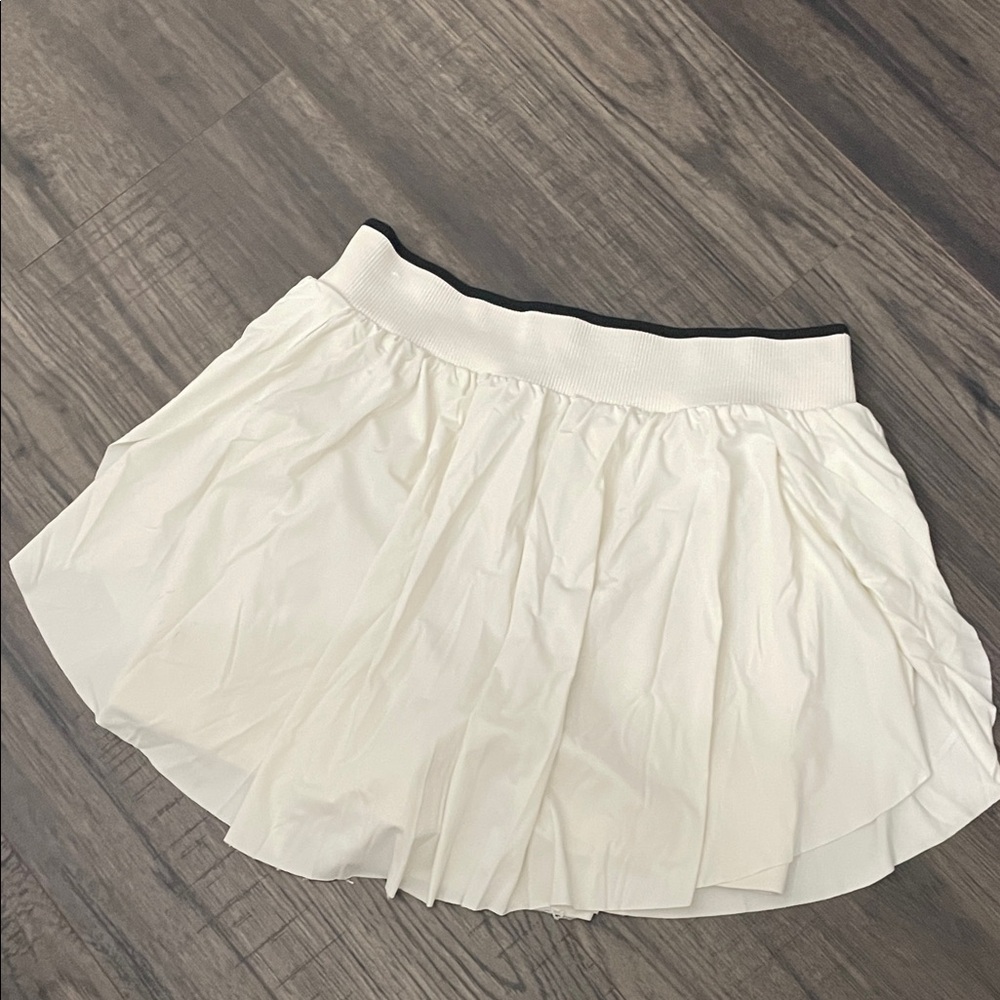 Chic White Kids Skirt